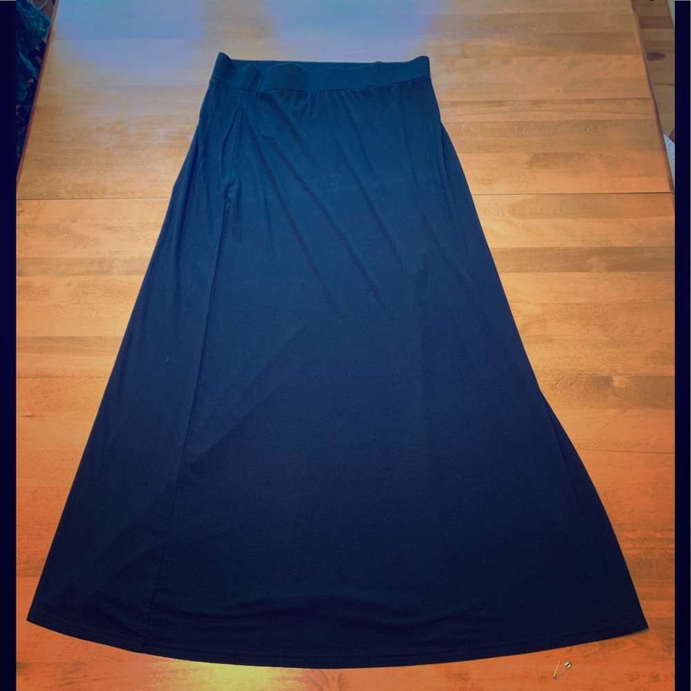 Banana Republic Classic black skirt